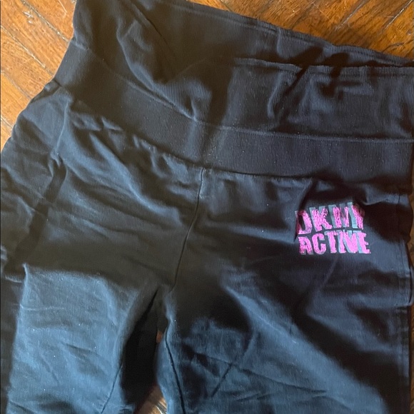 Lg DKNY Sweatpants - Picture 2 of 3
